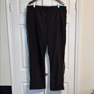 Cabela’s XL Black Wind Pants